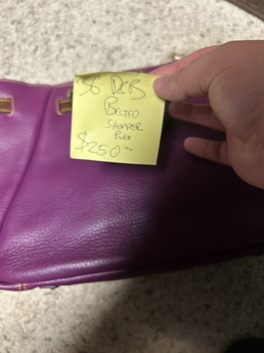 Dooney bourke - e,