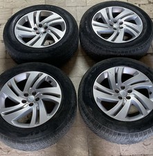 4 Gomme Cerchi Ruote Pneumatici Range Rover Evoque 2024 MISURA 235-60-18