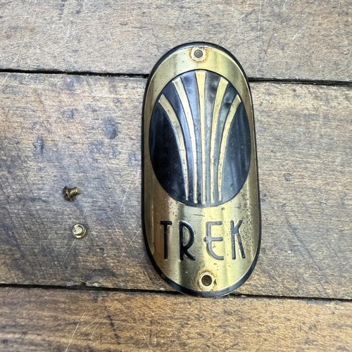 Distintivo testa trek vintage