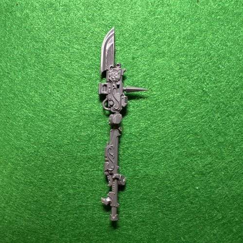 Warhammer 40k adeptus custodes - warhammer,