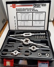 Assortimento di utensili per