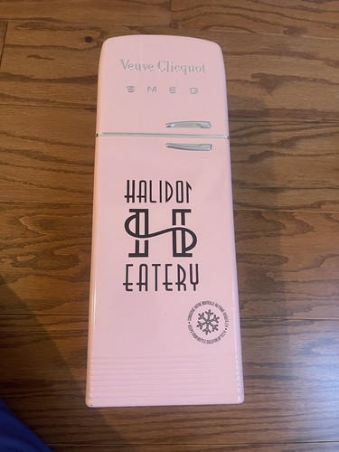 Veuve clicquot smeg - veuve,