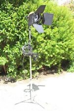 Occasion, vintage: Projecteur IANIRO ALDO diametre eclairage 15cm 800W + trepied