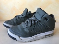 SCARPE SHOES BASKET  AIR JORDAN verde militare green army  TAGLIA     :   EUR 38