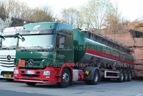 Foto camion mercedes benz - foto,