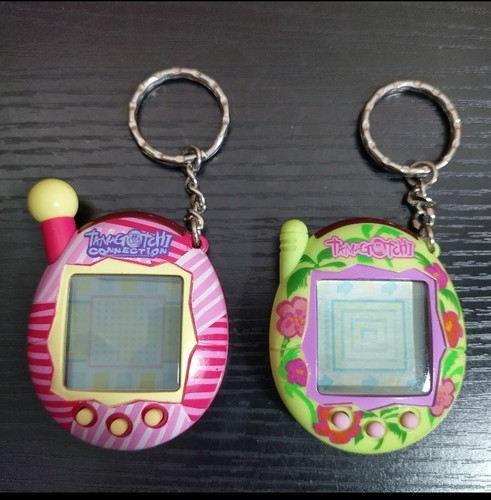 Tamagotchi connection 2004 - tamagotchi,