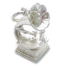 Grammofono con ciondolo in