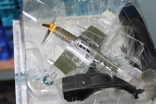 Amercom 51b mustang - 1:72,