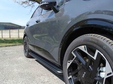 Pedane laterali S50 stondate alluminio BLACK Kia Sportage dal 2021