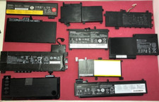 STOCK 20 BATTERIE PIATTE PER NOTEBOOK GUASTE PER RECUPERO CELLE AL LITIO LOTTO