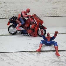 ToyBiz Marvel Spider-Man Web Cycle Motocicletta con 2 Figurine 1998 Figurina 5" Leggi