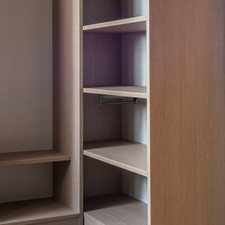 Appendiabiti regolabile con