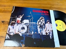 2 LP 1979 Ramones – It's Alive
