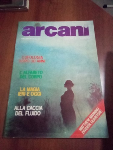 Gli arcani uomo - -,