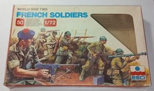 SOLDATINI  ESCI SCALA  1/72