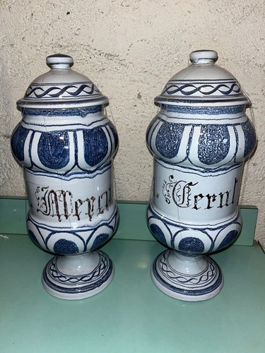 Coppia albarelli da - di,