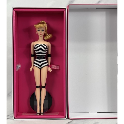 Barbie signature 1959 - barbie,