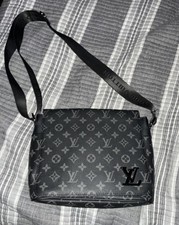 louis vuitton messenger bag