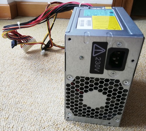 Vendo alimentatore - vendo, hp