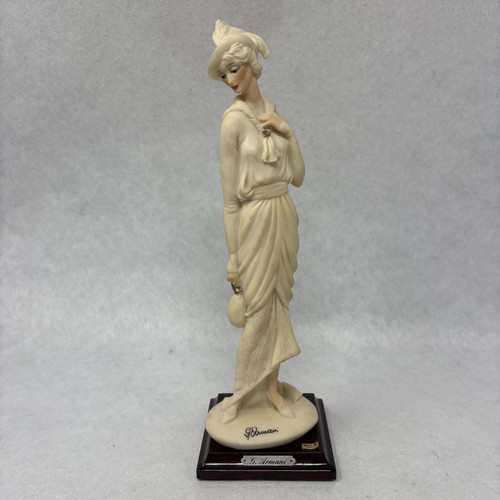 Statuina scultura firmata