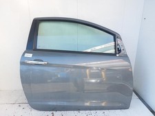 1542363 PORTA 3P DX FORD KA II