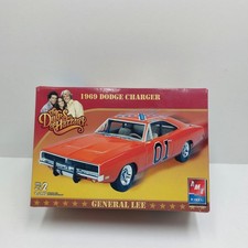 1/25 AMT 38372 maquette