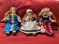 bambole di porcellana da