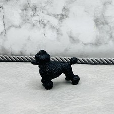 Barboncino cane nero figura cucciolo mini giocattolo famiglia torta vintage spettacolo animale domestico