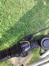 bicicletta donna, cambio a 7 Marce + 2 alle corone, con cavalletto e fanali.