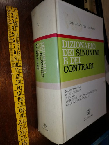 Libro dizionario italiano - libro:,