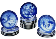 Lotto piatti natalizi porcellana Royal Copenhagen Denmark 19 1963-2009