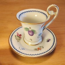 Tazza e piattino caffè