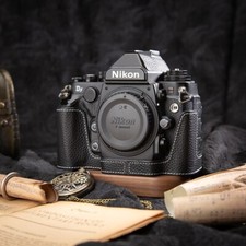 Custodia mezza fotocamera in