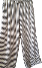 Pantaloni a gamba larga