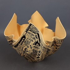 Vaso Cartoccio Giornale Materiale Plastico Beige Nero Design Modernariato 1970