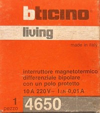 BTICINO LIVING 4650- 10A 220V
