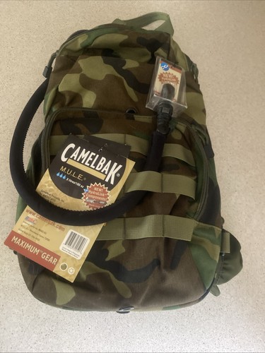 Nuovo con etichette - , camelbak
