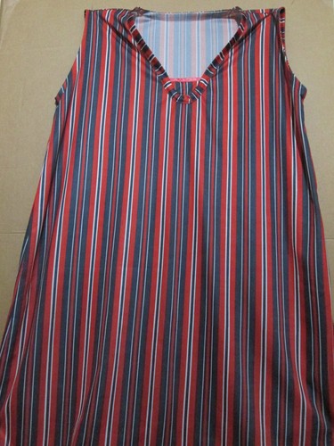 Vestito lungo fatto - a, mano