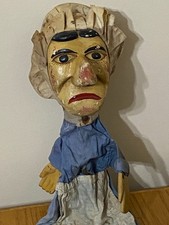 Antico pupazzo a mano in legno