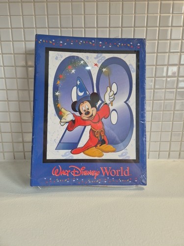 Vintage walt disney world - walt,