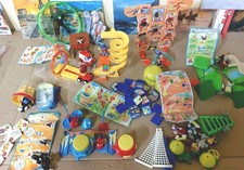 Sorprese Maxi  Uova  Magic Kinder Looney Tunes, Tom E Jerry /Golf Tennis /Domino