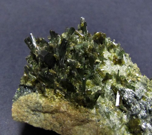 Minerali lucenti cristalli - , di