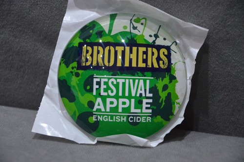 Brothers festival apple - brothers,