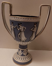 DERUTA  ANFORA BIANSATA MAIOLICA  DANZATRICI ROMANE STILE NEOCLASSICO