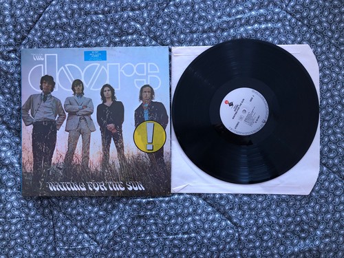 The doors waiting for - ,