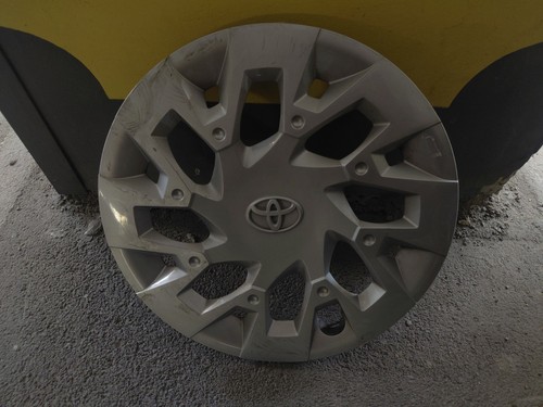 Copri cerchi toyota - toyota.,