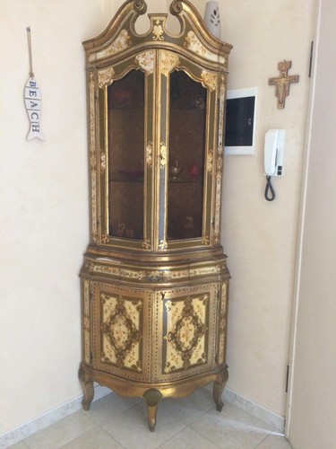 Vetrina angolare veneziana - vetrina,