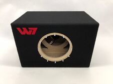 JL Audio 8W7 AE scatola subwoofer sigillata con logo plexi rosso