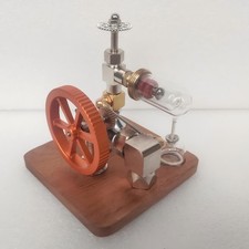 Modello motore Stirling a