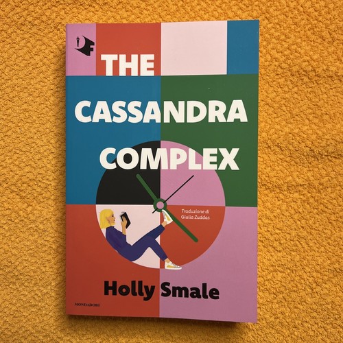 The cassandra complex smale - complex,